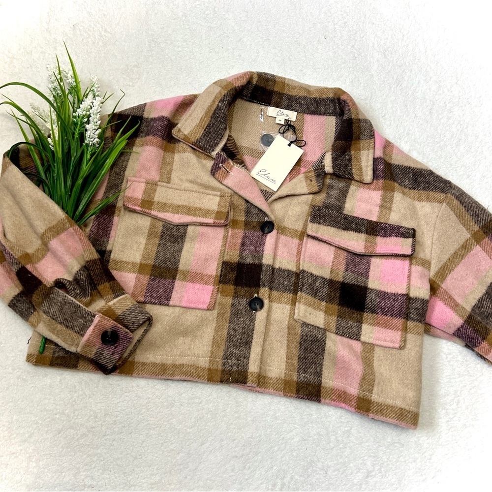 Elan NWT Cropped Plaid Button Down Jacket (Shacket) - Medium